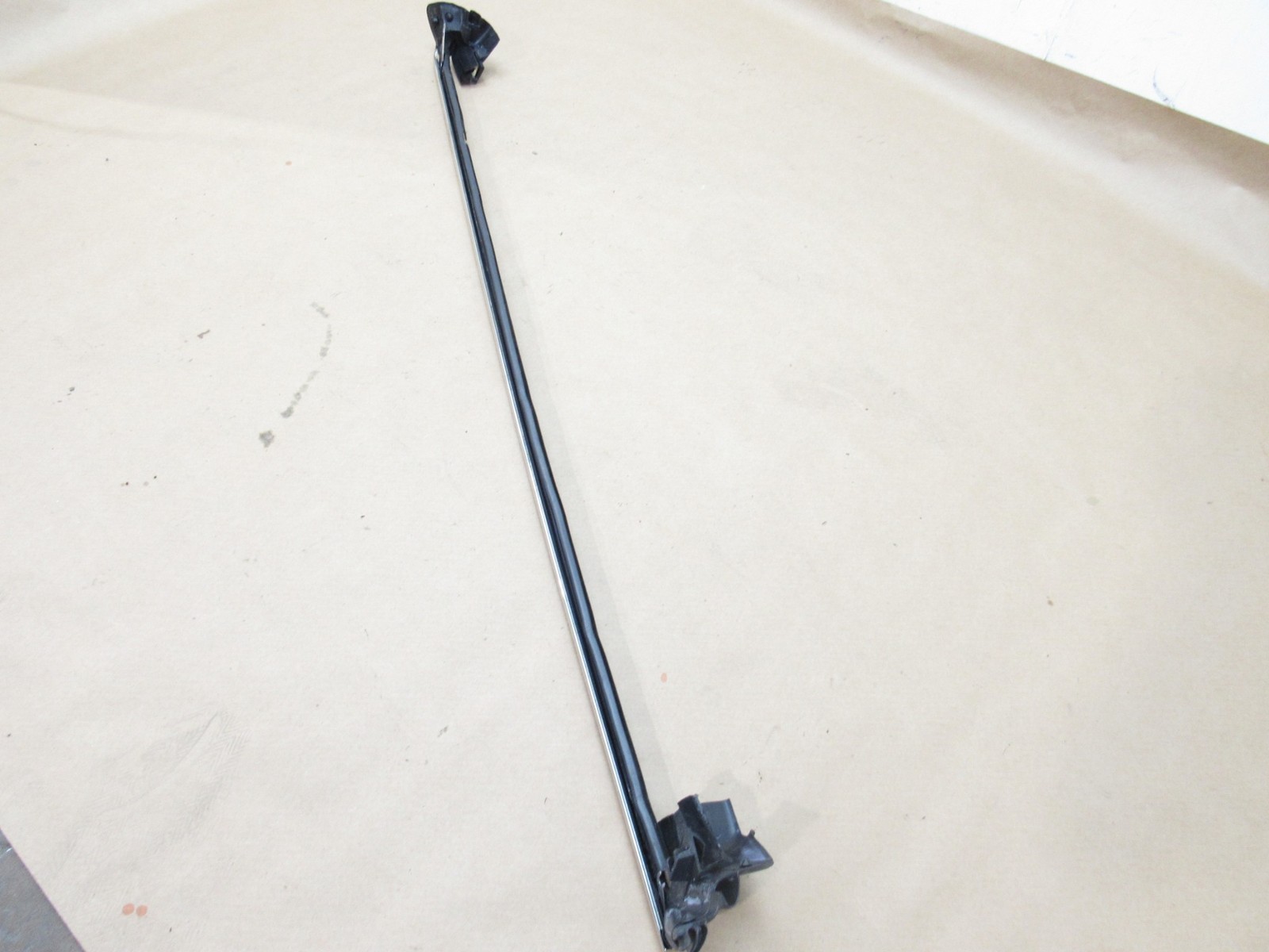 Bentley Continental GT 2012 Right Door Weatherstrip Seal Molding 11-18 ;#3