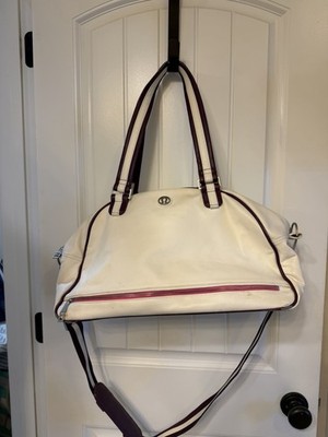 lululemon retro groove bag Lululemon Retro Groove Bag Angel Wing Style W9955S Used Condition See  Pictures