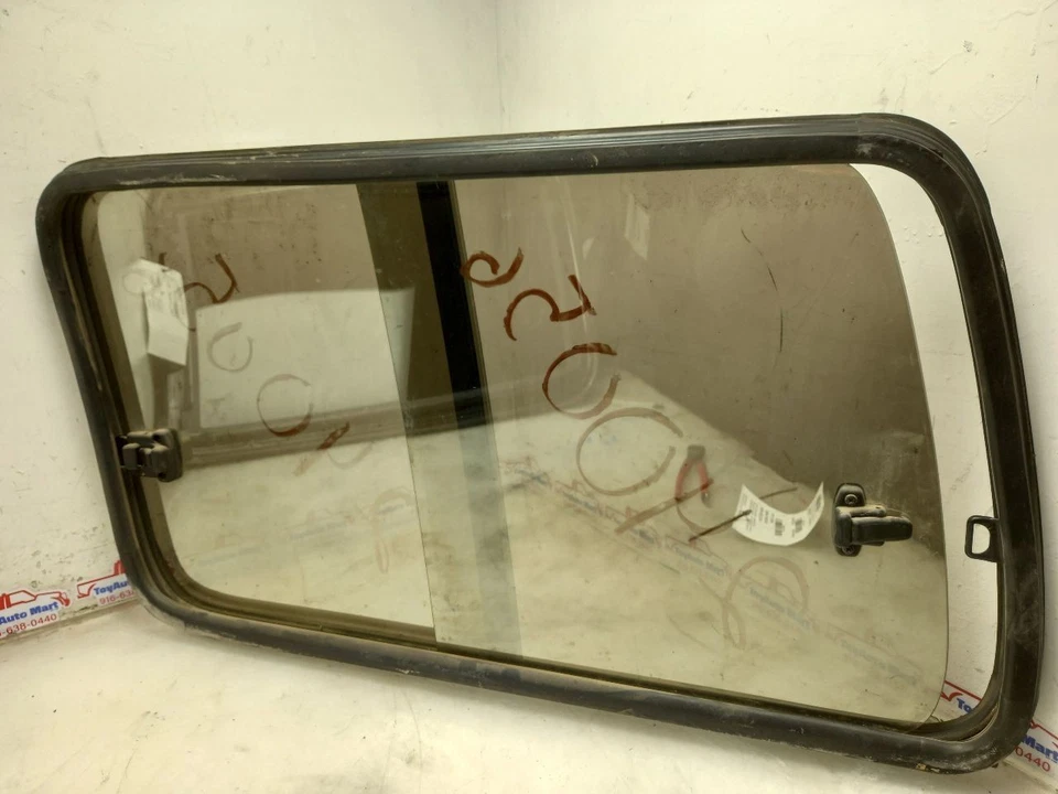 91-98 TOYOTA LAND CRUISER PASAJERO CUARTO DERECHO CRISTAL MÓVIL Foto 2 de 4