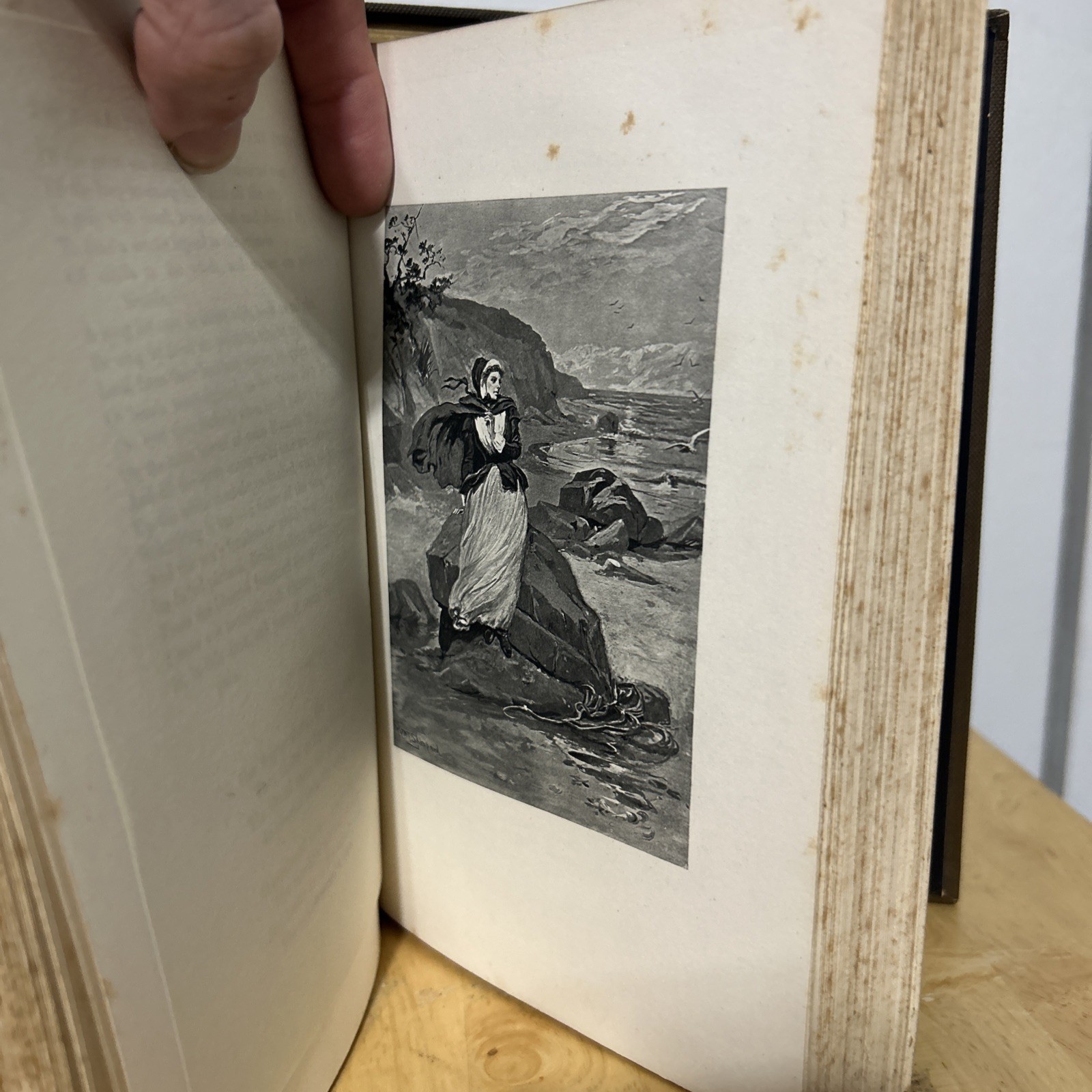 The Works of John Greenleaf Whittier HC 7Vols Houghton Mifflin 1894 Quaker poet