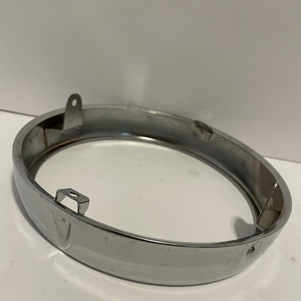 Llanta de faros Yamaha YM1 YR1 YR2 YDS5 168-84315-60 N.O.S Foto 4 de 4