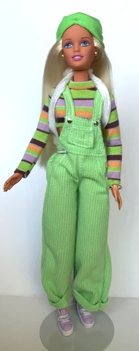 Vintage Barbie Extreme Green Teen Skipper Doll 1997