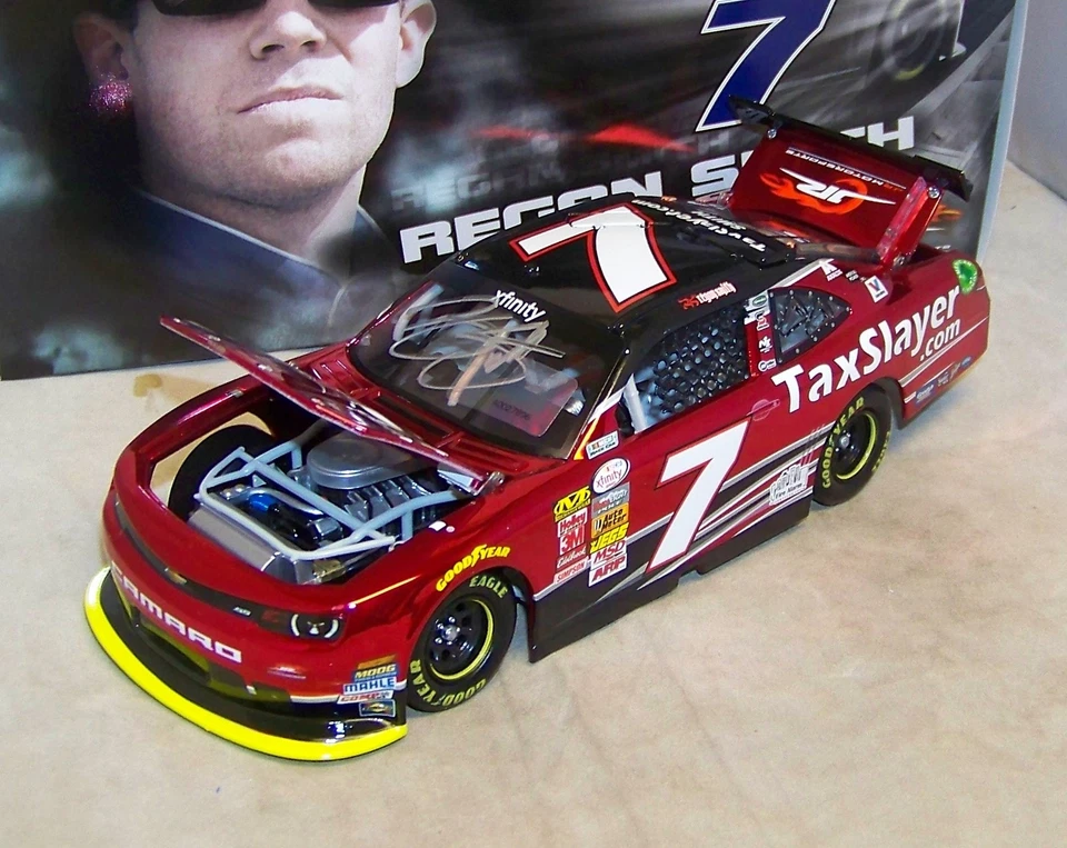 1:24 ACCIÓN 2015 #7 TAXSLAYER REGAN SMITH COLOR CROMO AUTOGRAFIADO CERTIFICADO DE AUTENTICIDAD HOLO 1/72 Foto 4 de 4