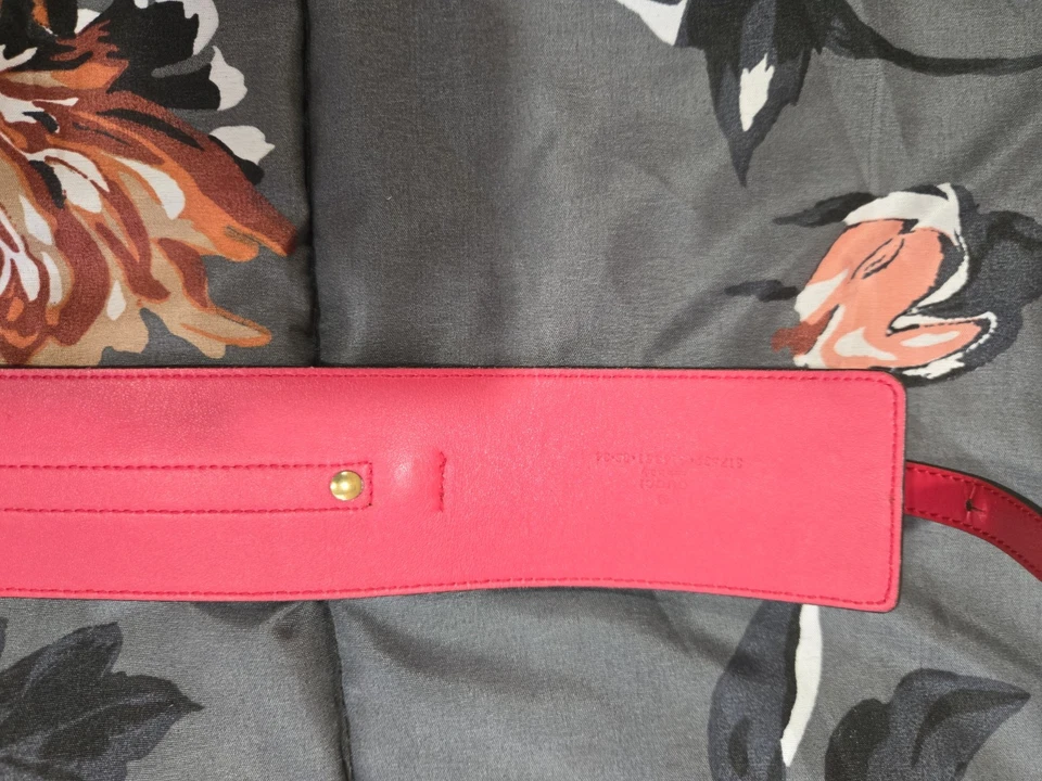 Auténtico cinturón ancho rosa charol Foto 4 de 4