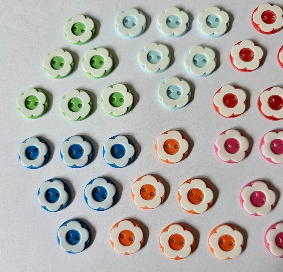 48 Flower Buttons Size 12mm 8 Colours with 6 of Each Colour Smaller Buttons - Image 2 of 4