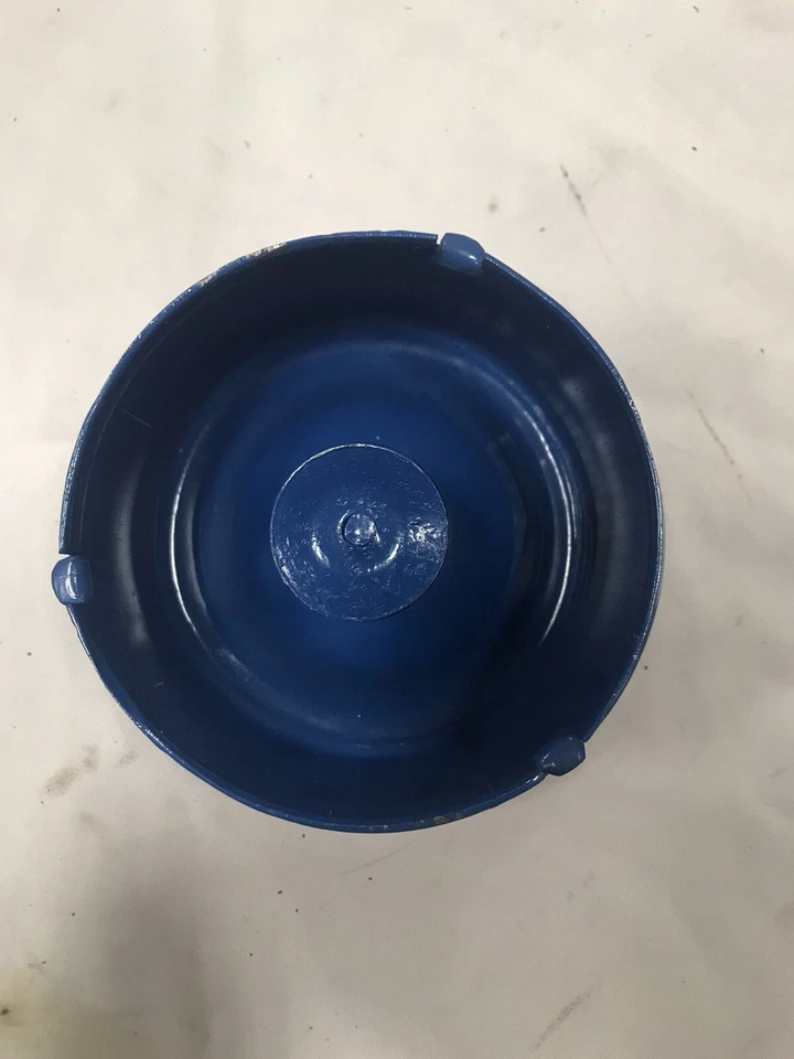 NEW FORD NEW HOLLAND TRACTOR AIR CLEANER FILTER COVER ASSY 231 2600 3000 4000 - Image 2 of 3