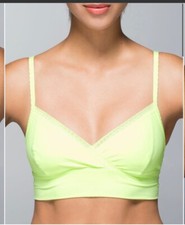 Lululemon Uilayi BraClear Mint size 4