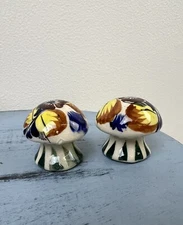 Vtg Pair of Tonala Mushrooms Miniature Figurines Hand Painted Mexico Folk Art