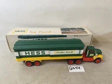 Hess Fuel Oils Toy Truck Vintage 6E54