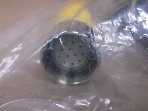 12POM23-S/S-20 Sick NEW In Box 20M 12 Pin M23 Cable 7029164 - Picture 2 of 4