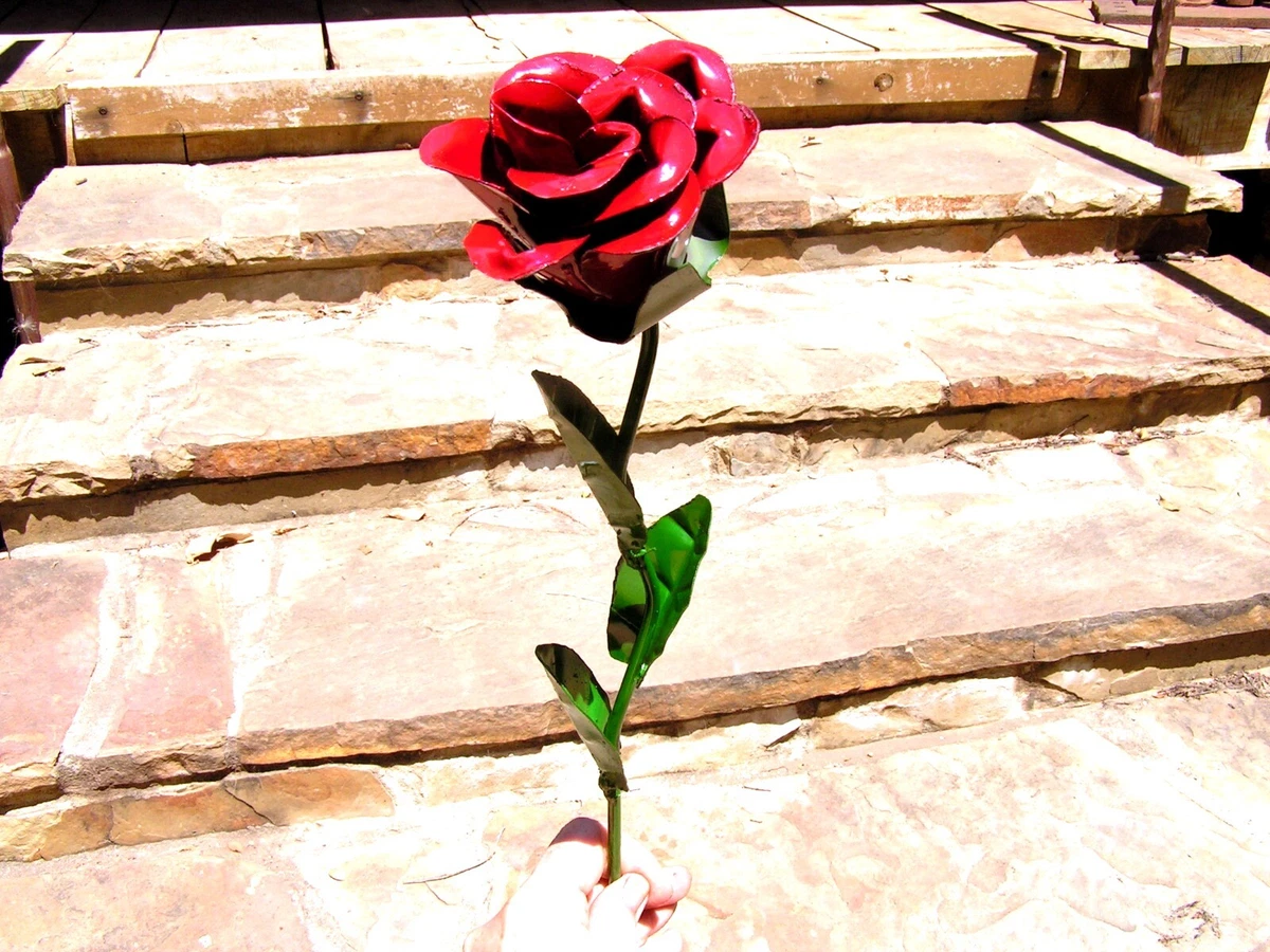 Large metal RED rose flower w green leafy STEM