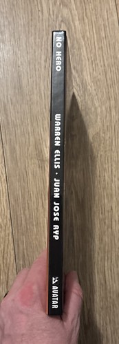 No Hero von Warren Ellis (Hardcover, 2010) - Bild 2 von 6