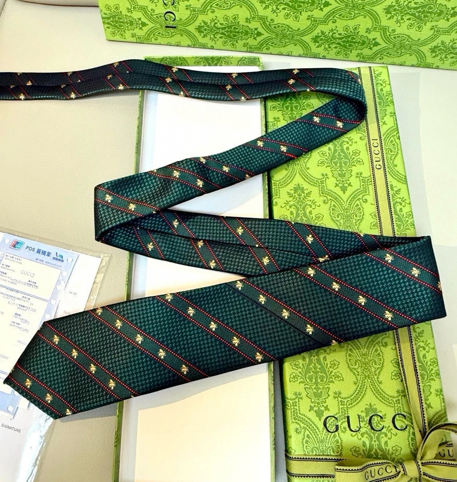 Новый мужской шелковый жаккардовый зеленый галстук GUCCI Bee Twill - Изображение 4 из 4