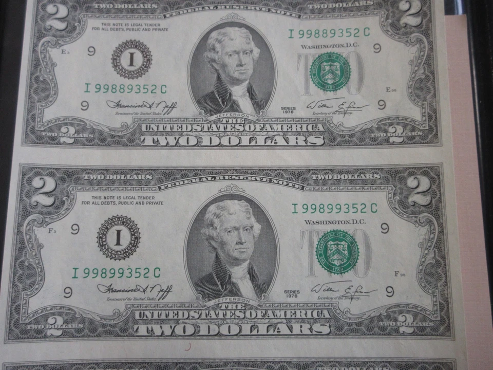 2 UNCUT SHEET OF 4 $2 1976 MINNEAPOLIS AND BOSTON 2009 FRN FEDERAL RESERVE NOTES - Image 2 of 4