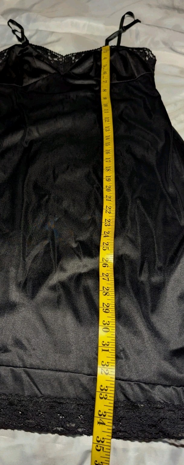 VANITY FAIR Size 36 Black Nightgown Slip Dress LACE TRIM 100% Nylon Women's VTG