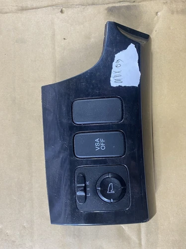 2009 Acura mdx  Side Mirror Button