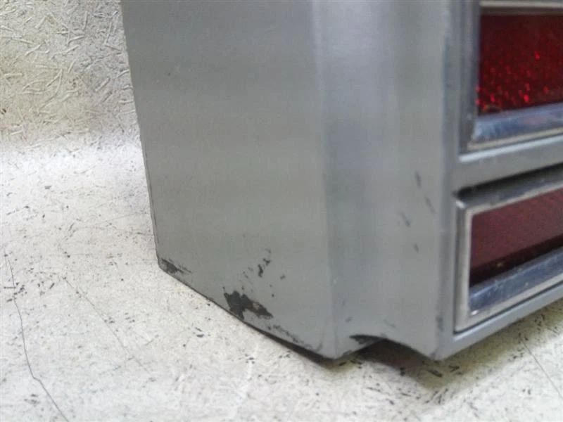 Gris claro trasero derecho pasajero para 78 Pontiac Grand Prix Y95-191173 Foto 4 de 4