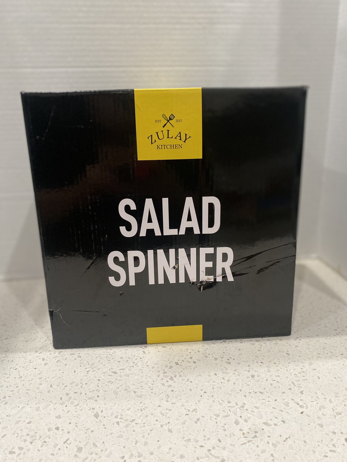 Large Zulay Kitchen Salad Spinner for Fresh Greens-image