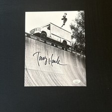Tony Hawk Cards and Memorabilia Guide 45