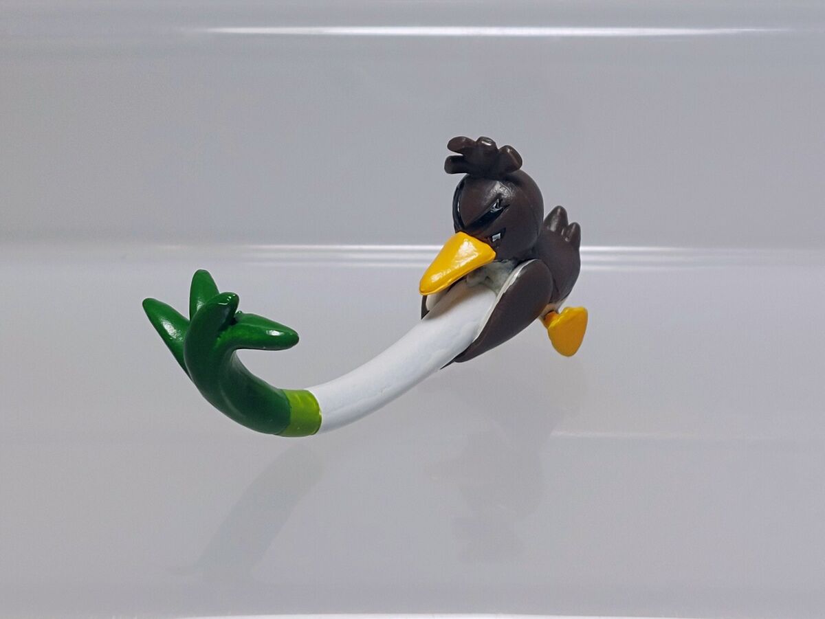 Pokemon Farfetch'D PVC Figure, 1 3/4 Inches Tall, Tomy, #33