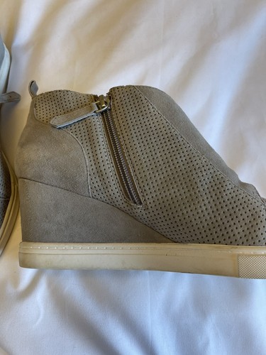 Linea Paolo Felicia Women's Gray Wedge Sneaker Size 8.5 - Picture 3 of 6