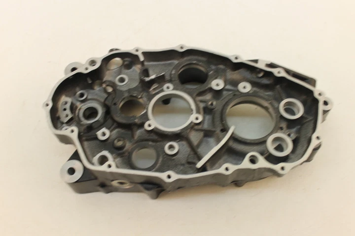 NOS Yamaha Crankcase 2 1974 MX250A MX250 365-15121-00 - Image 2 of 4