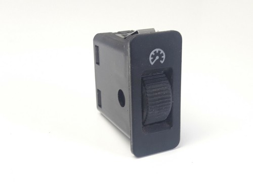 BMW 5 (E39) 1999 Regler Bedienfeldbeleuchtung 8360461 GUST15367