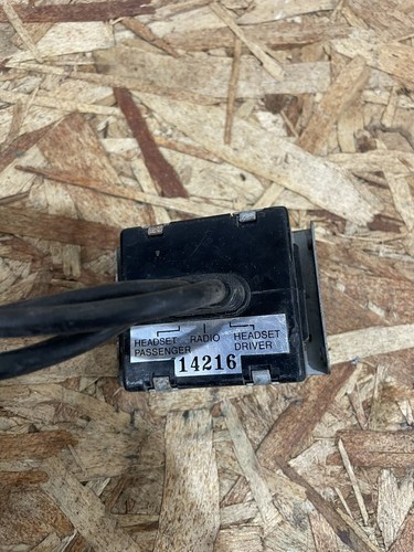 1987 HONDA GOLDWING 1200 GL1200 RADIO HEADSET JUNCTION BOX - Picture 3 of 3