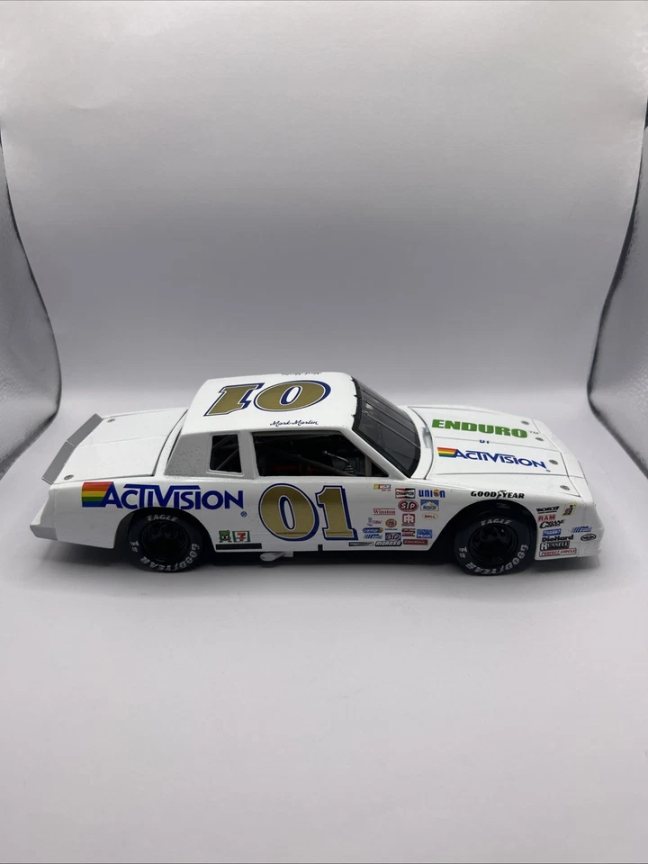 Mark Martin #01 Enduro 1:24 1983 por Activision Chevy por Action Elite 1828/2500 Foto 4 de 4