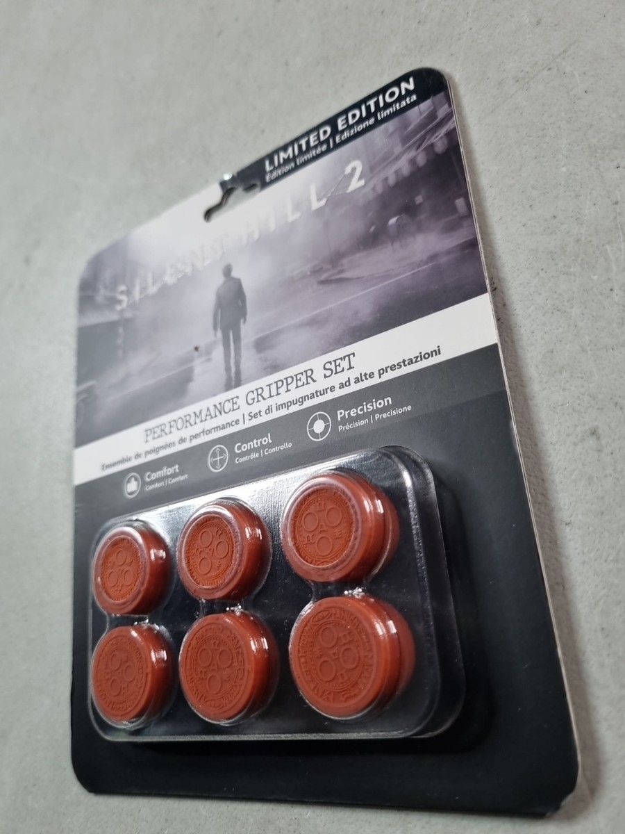 Silent Hill 2 Limited Edition Performance Gripper Set Game