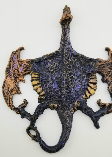 DRAGÓN PLANO ARTESANAL MINIATURA CASA DE MUÑECAS ~ ¿ALFOMBRA O TROFEO? ~7" X 5" - Imagen 2 de 4