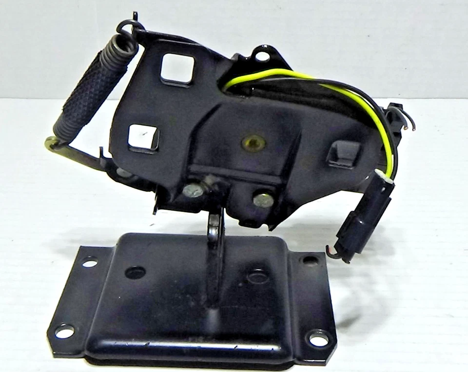 Chevrolet Camaro 1998-2002 maletero trasero bloqueo eléctrico pestillo conjunto actuador Foto 2 de 4