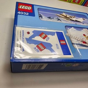 Lego Town World City Airport 4032 Passenger Plane LEGO Air Version Sealed