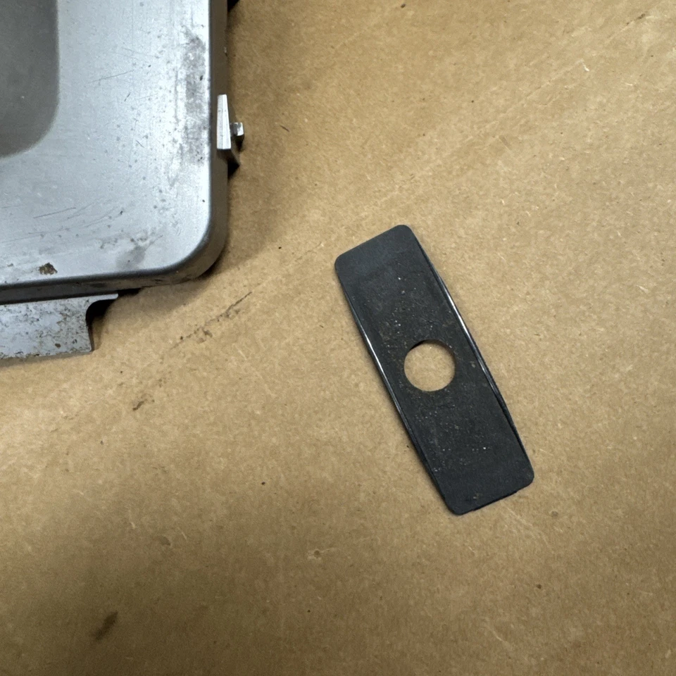 2014 2015 2016 SUBARU FORESTER CÂMBIO DE TRANSMISSÃO AUTOMÁTICA guarnição de trava B155 - Imagem 2 de 4