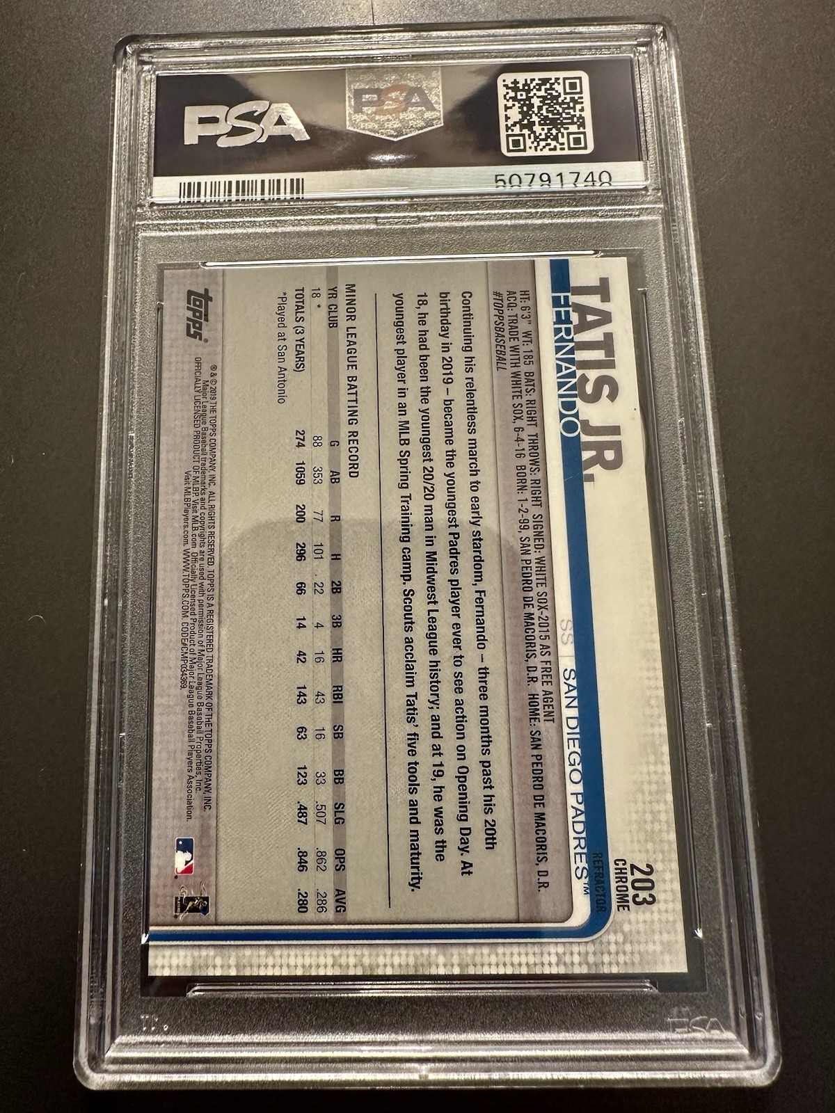Topps 2019 Topps Chrome Fernando Tatis Jr. RC Rookie #203 Pink Refractor PSA 9 view 2