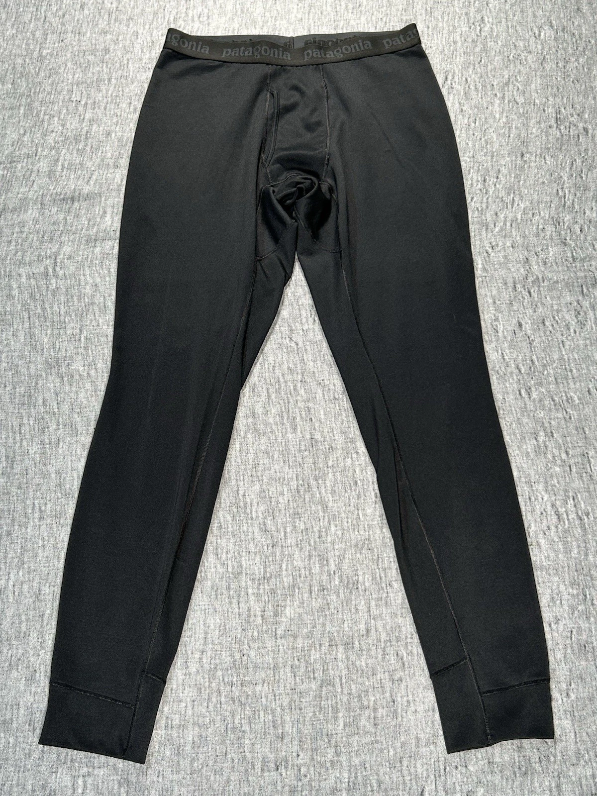 Patagonia Capilene Midweight Base Layer Pants Mens Medium Black Polartec
Opens in a new window or ta