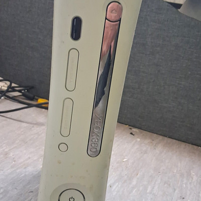 Microsoft Xbox 360 Heimkonsole 60 GB Weiß PAL HDMI 1080p Internetanschluss