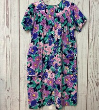 Vintage USA Made Floral Short Sleeve Nightgown Pearl Snaps M Medium House Coat