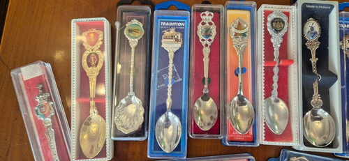 Souvenir silver plated spoons collection 22 pcs. Different countries and cities - Picture 2 of 11