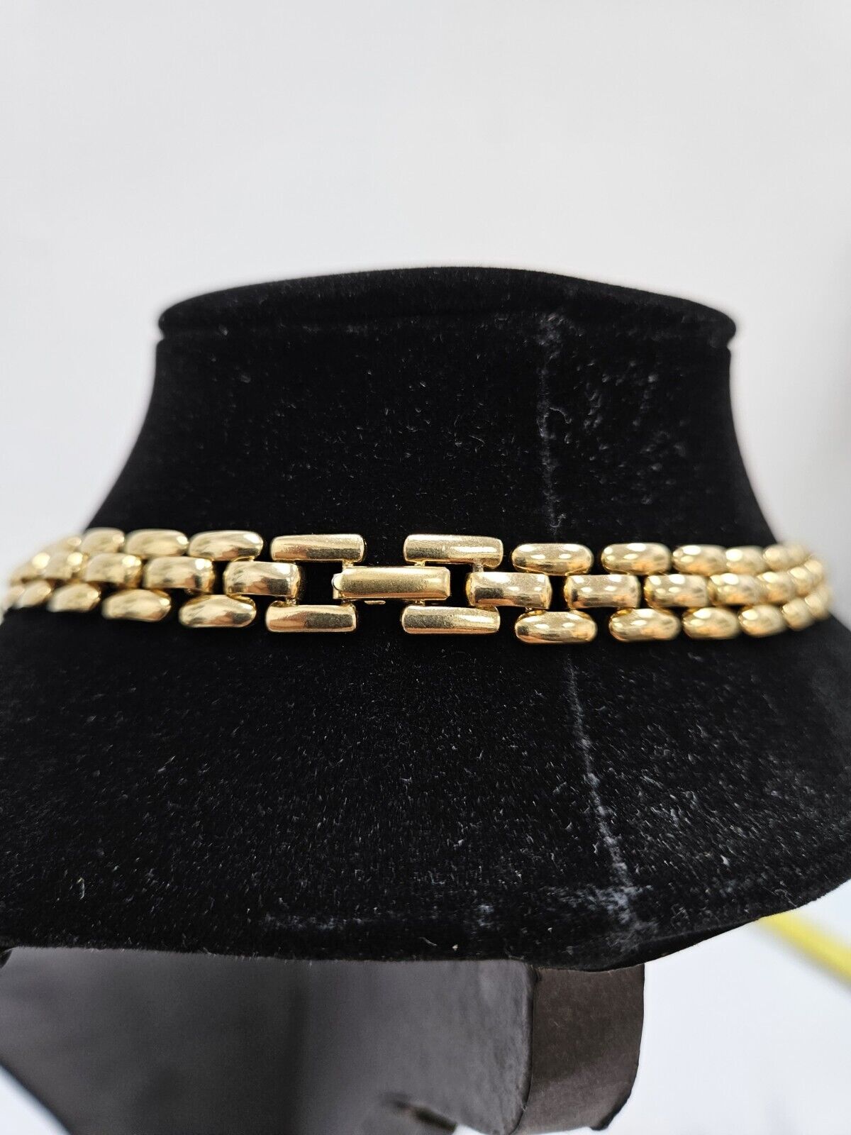 Beautiful Vintage Shiny Gold Napier Necklace 16” … - image 3