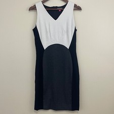 Vince Camuto Dress 8 Sheath Stretch Sleeveless V-Neck Black White Colorblock