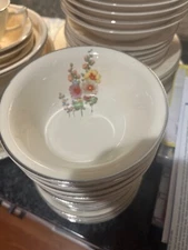 universal potteries plates, bowls