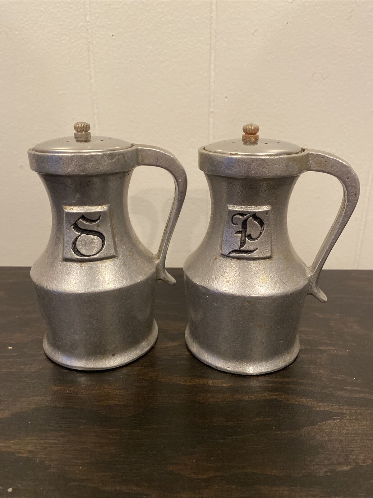 Wilton RWP Pewter Plough Colonial Salt and Pepper Shaker Columbia PA 