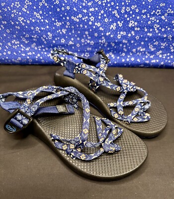 Chaco ZX2 Classic Wink Blue Aztec Sports Sandals Toe Loop Strap