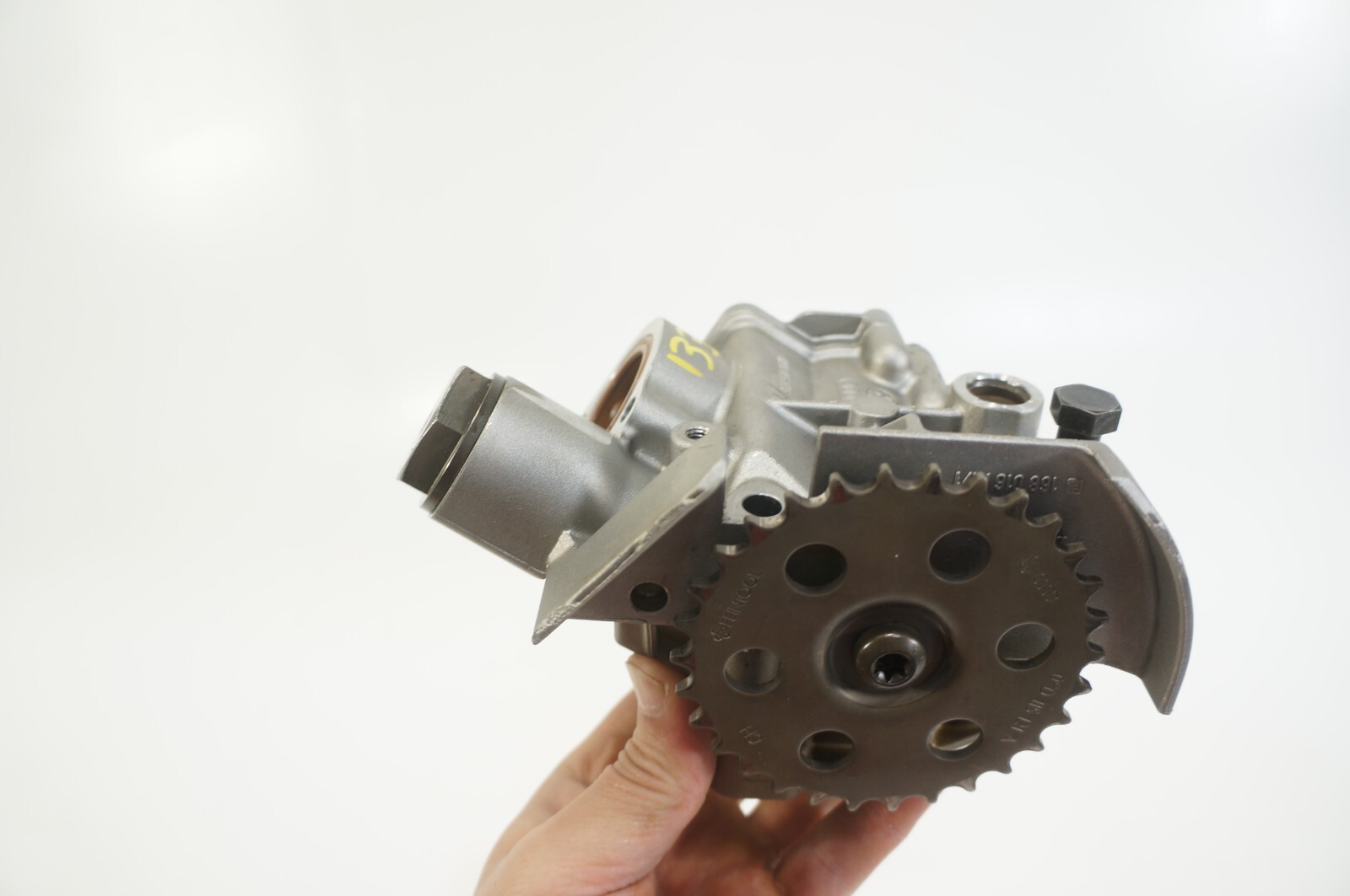 Oem 05-2018 Bentley Continental Flying Spur GT 6.0L W12 Engine Motor Oil Pump