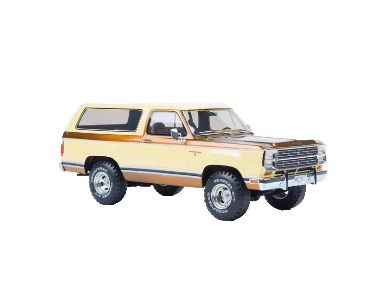 Resina BOS 1:18 escala Diecast coches, camiones y camionetas