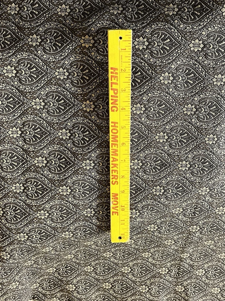 Beautiful brown and Gold Leaf Upholstery Fabric Read - Image 3 of 4