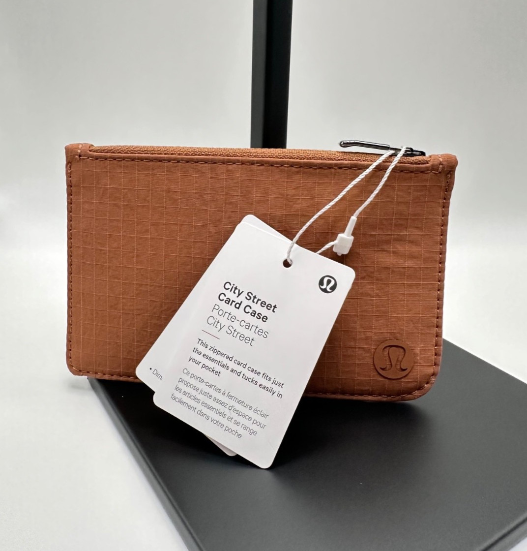 Lululemon City Street Card Case (Chestnut Brown)  ***SOLD OUT  - 0063