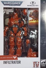WARHAMMER 40000 (40K) Infiltrator (Blood Ravens) McFarlane - 20 cm