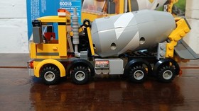 LEGO CITY: Cement Mixer (60018) Complete Retired Set 